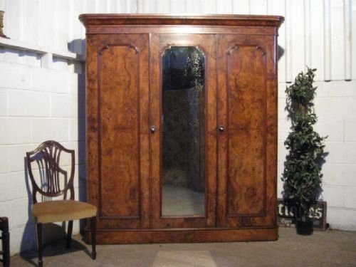 antique victorian figured walnut triple wardrobe compactum armoire c1870
