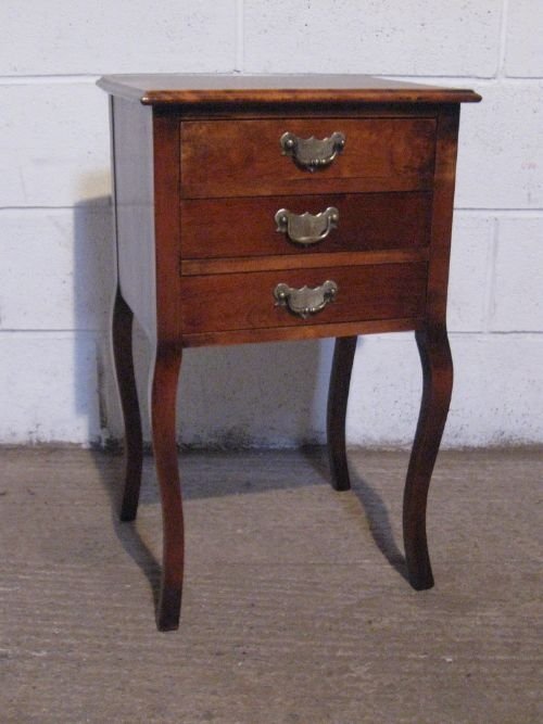antique edwardian walnut small bedside chest of drawers c1900 wpv490557