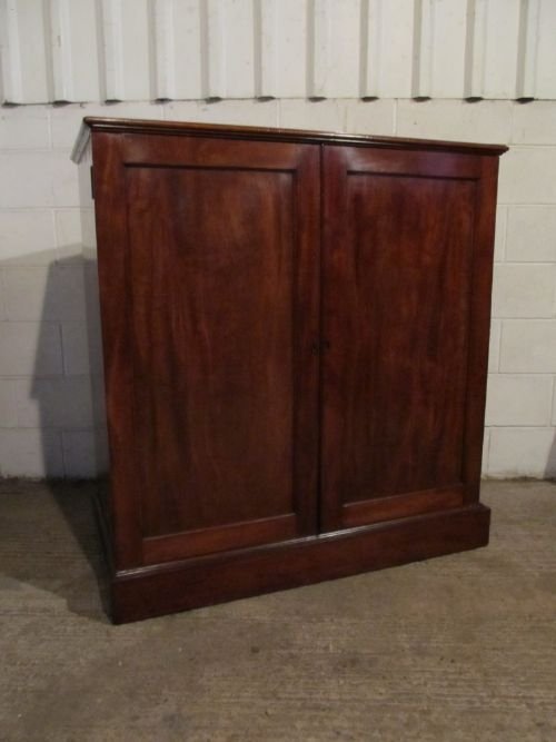 antique georgian mahogany linen press tallboy c1780 wdb61981312
