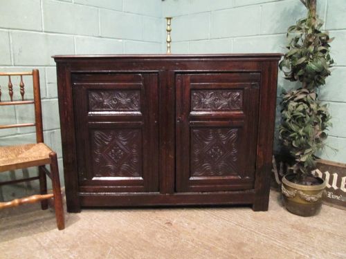 antique early 18th century carved country oak cupboard c1720