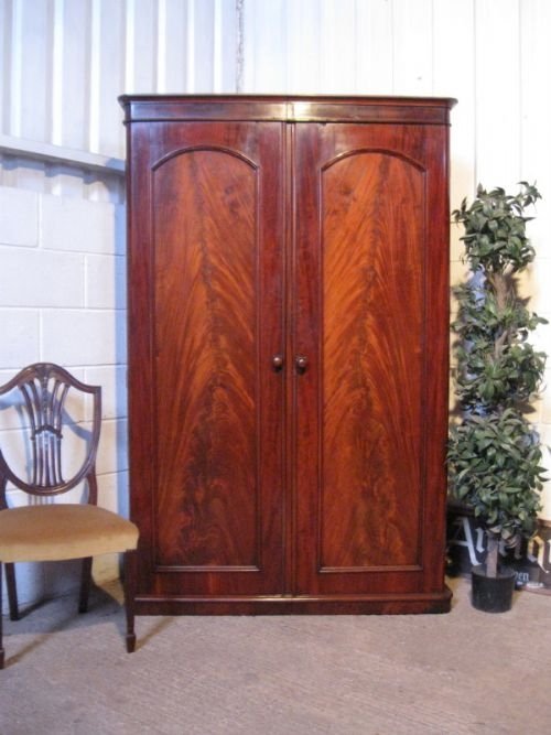 Superb Antique Victorian Flamed Mahogany Wardrobe Armoire C1880 45778 www stleforgeantiques