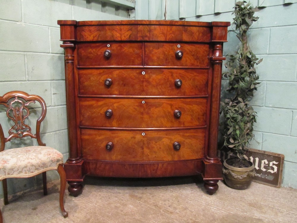 Antique Victorian Mahogany Large Bow Front Scotch Chest Of Drawers