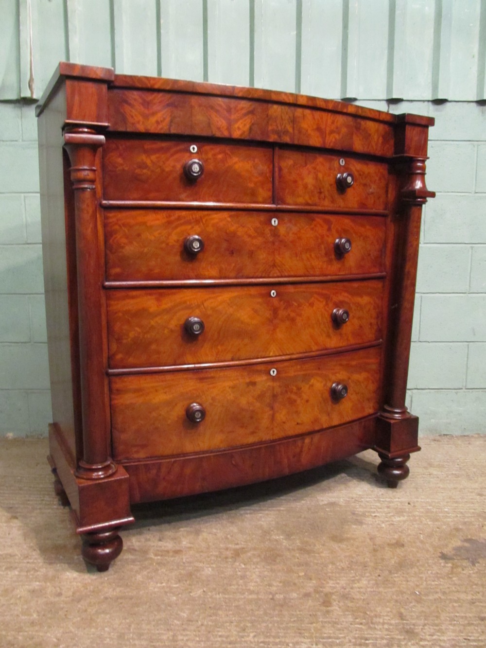 Antique Victorian Mahogany Large Bow Front Scotch Chest Of Drawers