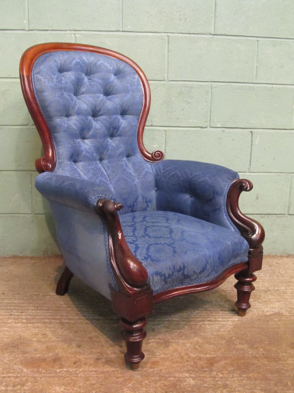 Antique Victorian Mahogany Spoon Back Armchair C1880 299487
