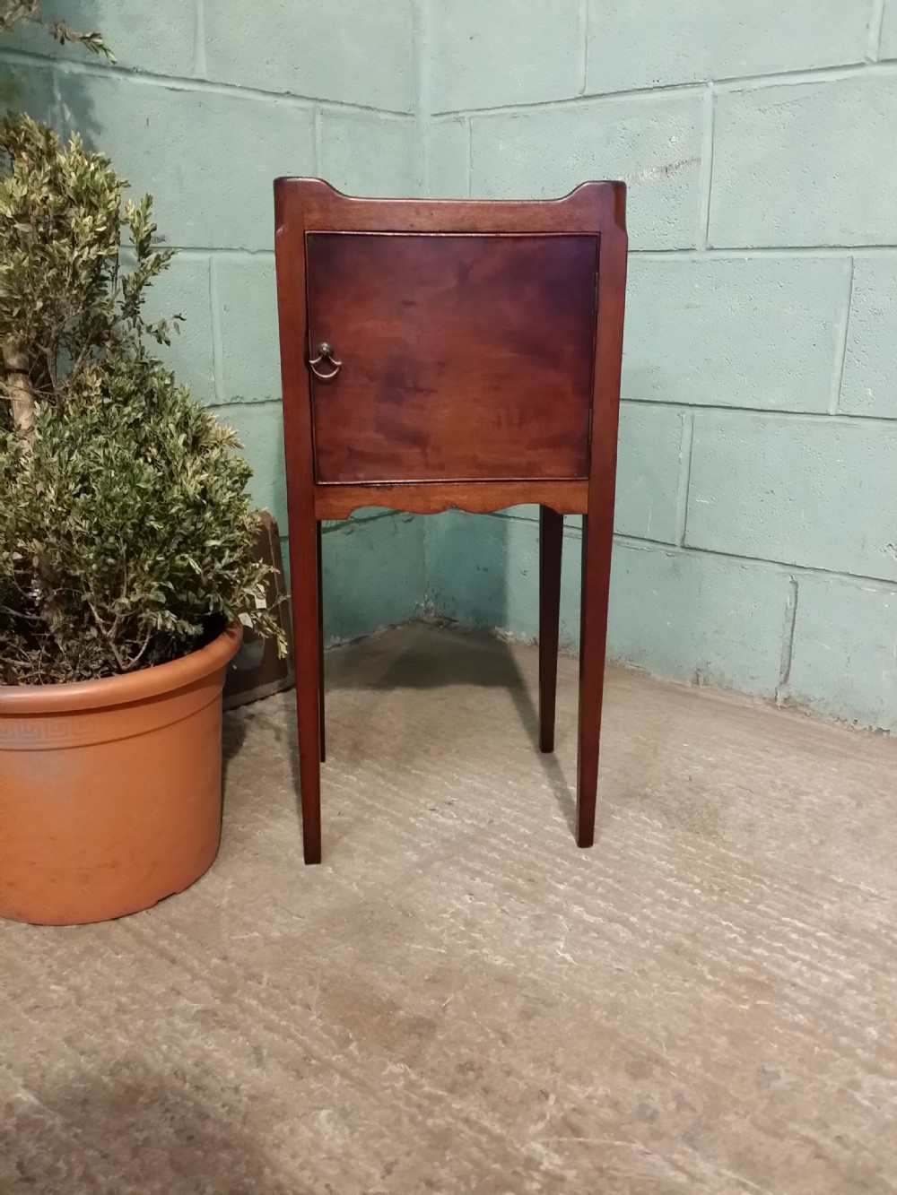 antique george iii mahogany tray top bedside cabinet c1780