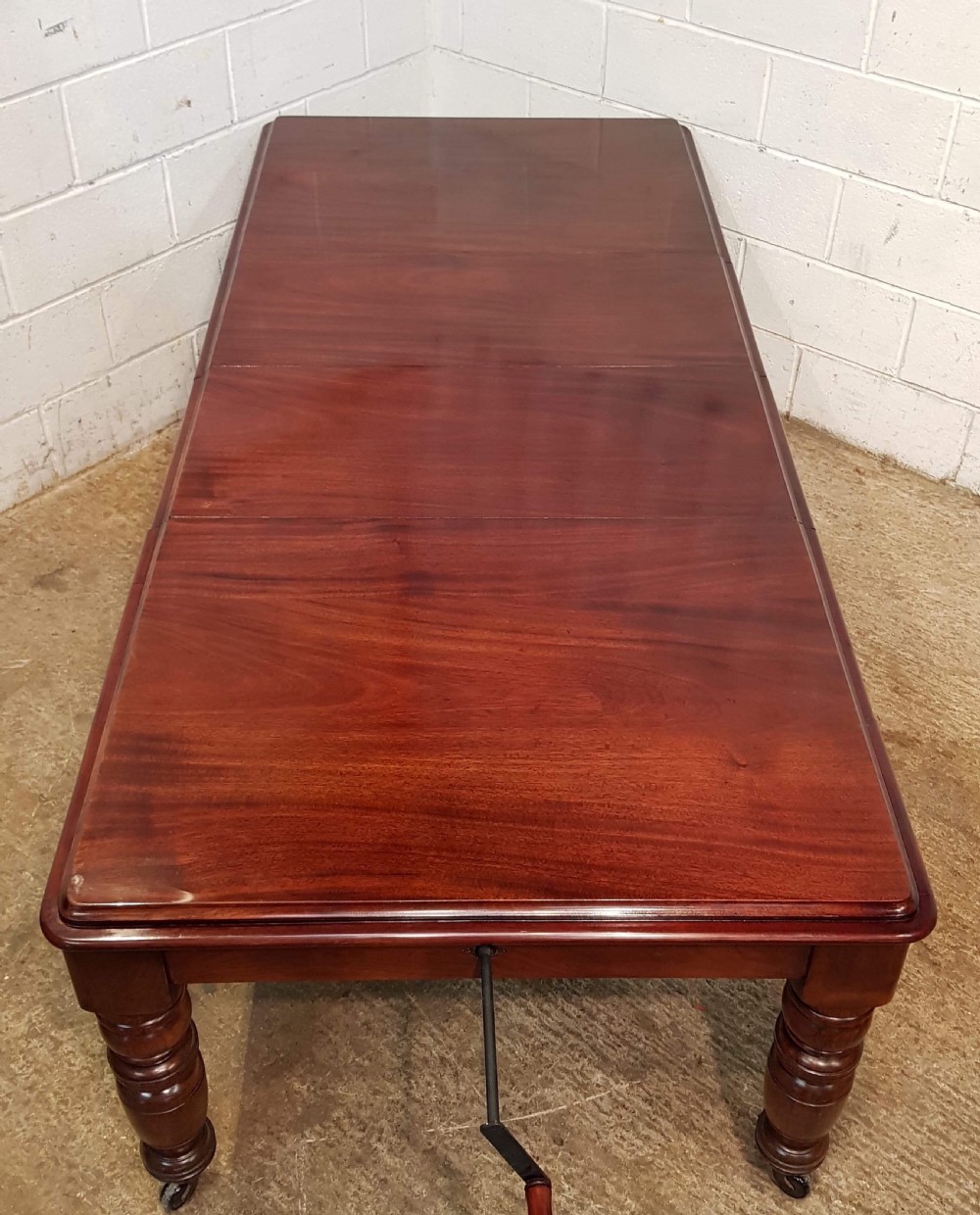 antique victorian mahogany extending dining table seats up to 1012 c1880