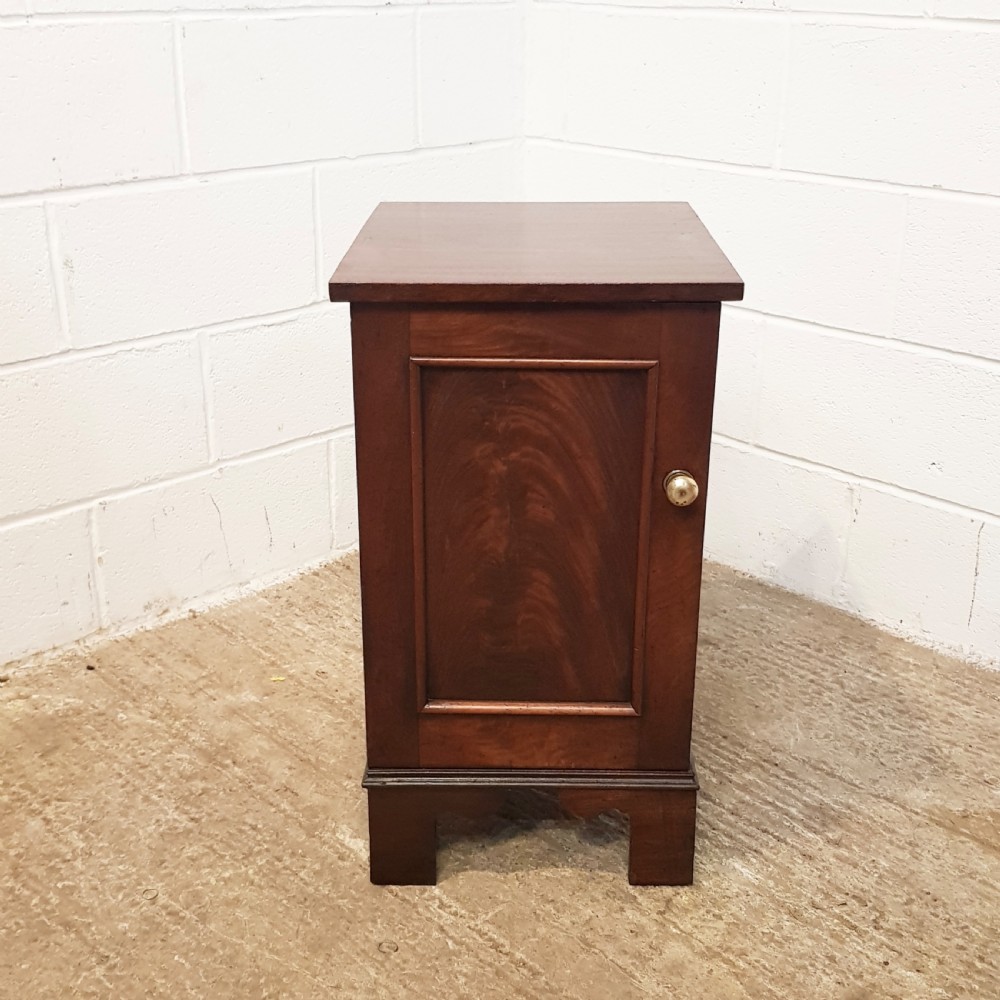 Antique Pair Victorian Mahogany Bedside C1880 983208 www