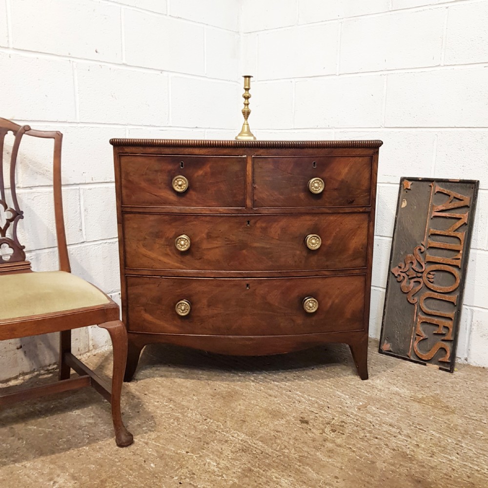 antique 18th century small mahogany bow front chest of drawers c1780