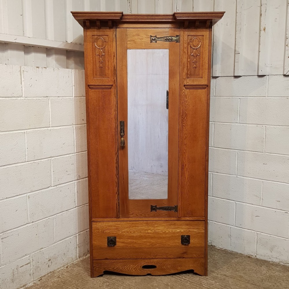 a single oak arts crafts wardrobe c1900